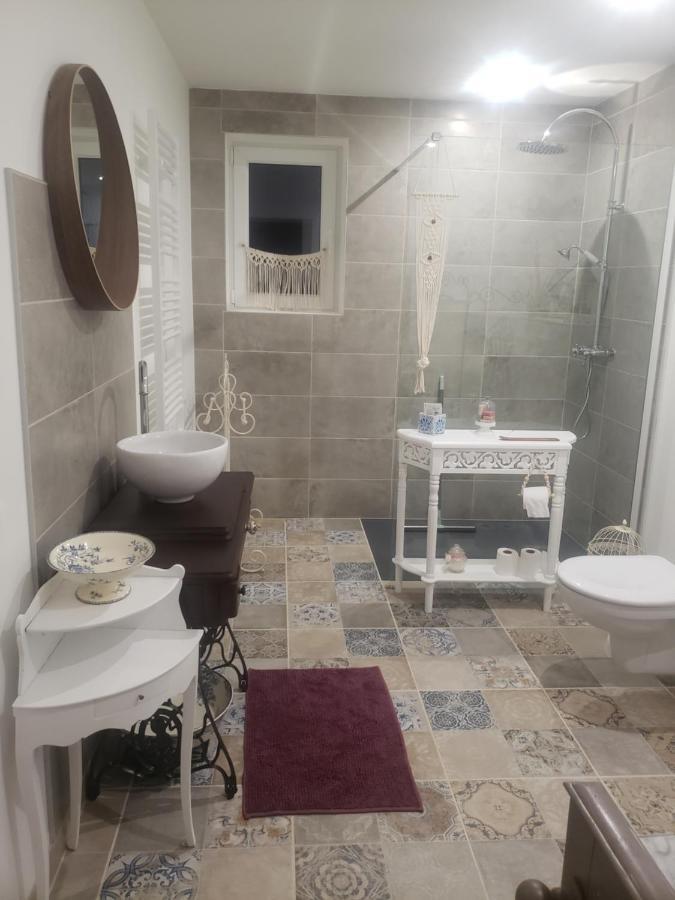 Chez Didier Et Vero Houville-la-Branche Extérieur photo